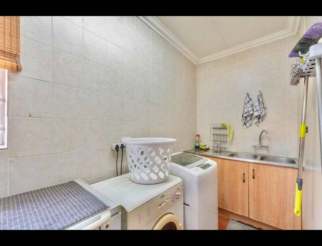 2 BEDROOM TOWNHOUSE FOR SALE IN BENDOR